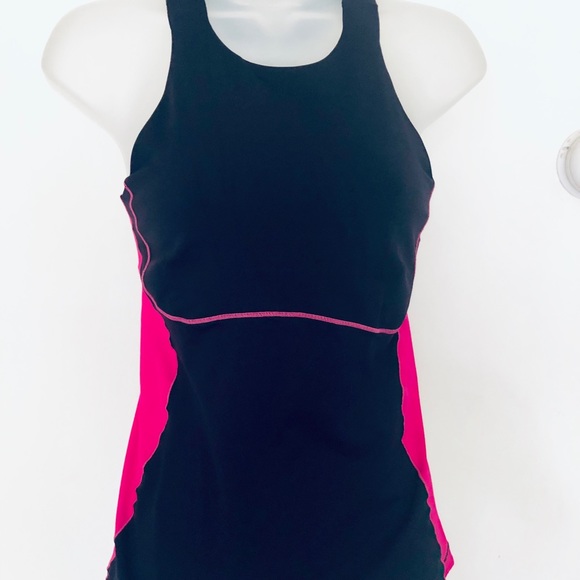 EUC! LULULEMON BRIGHT PINK & NAVY COLOR BLOCK TANK - Picture 4 of 5